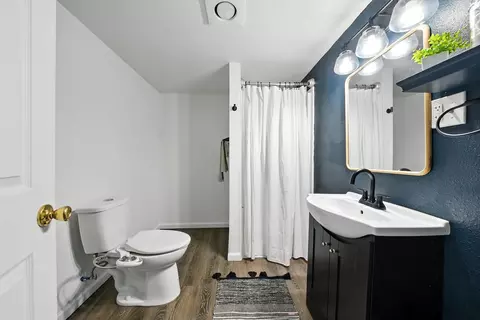 Bath - 4914 E Commerce Ave, Spokane, WA 99212 photo 3 of 4