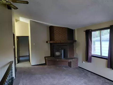 3907 E 8th Ave, Spokane, WA 99202 photo 3