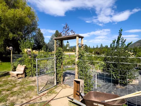 1735 Dearinger Rd, Addy, WA 99101 photo 37