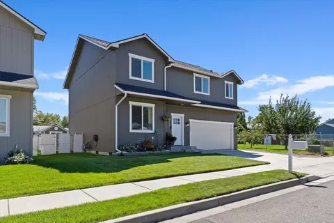 Exterior - 4222 E 23rd Ave, Spokane, WA 99223 photo 2 of 8