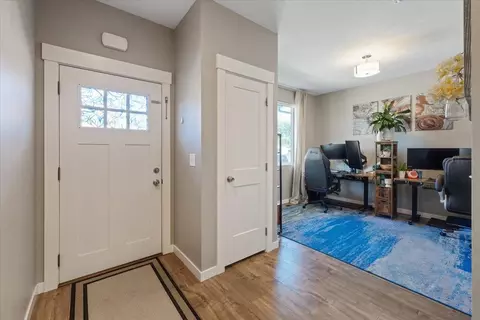 Entry Way - 4222 E 23rd Ave, Spokane, WA 99223 photo 1 of 2