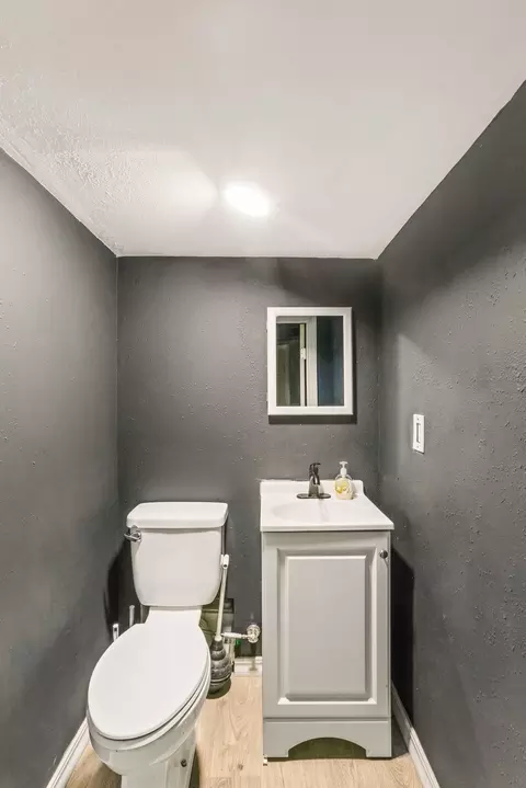 1703 E Broad Ave, Spokane, WA 99207 photo 14