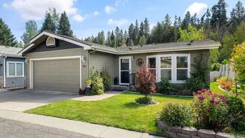 1135 W Sunny Creek Cir, Spokane, WA 99224