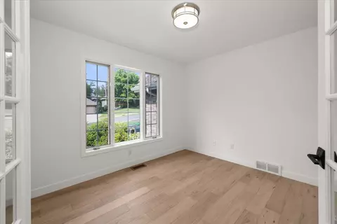 910 E Donegal Ave, Spokane, WA 99223 photo 24