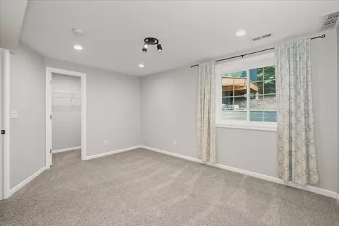 910 E Donegal Ave, Spokane, WA 99223 photo 44