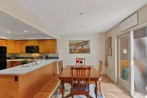 Dining - 2102 E 30th Ave #2102, Spokane, WA 99203 photo 1 of 1