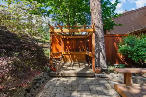 Exterior - 2102 E 30th Ave #2102, Spokane, WA 99203 photo 5 of 5