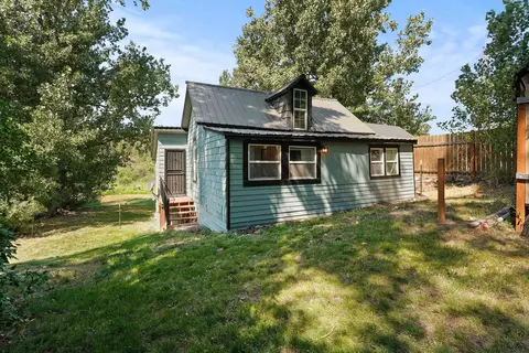 34917 N Milan Elk Rd, Chattaroy, WA 99003