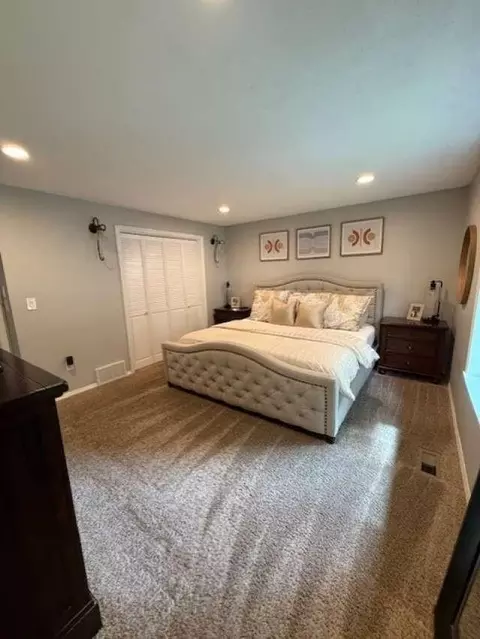 Bedroom - 2015 E 56th St, Spokane, WA 99223 photo 2 of 5