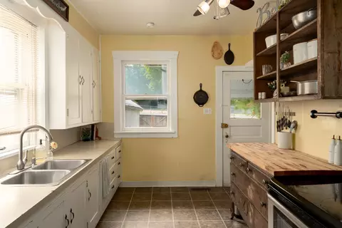 2818 E 33rd Ave, Spokane, WA 99223 photo 13