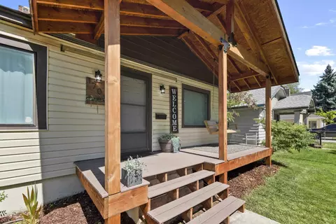 Exterior - 1703 E Providence Ave, Spokane, WA 99207 photo 4 of 16