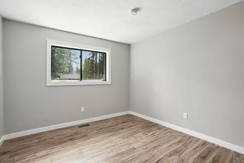 909 E Glencrest Dr, Spokane, WA 99208 photo 22