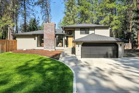 909 E Glencrest Dr, Spokane, WA 99208 photo 2