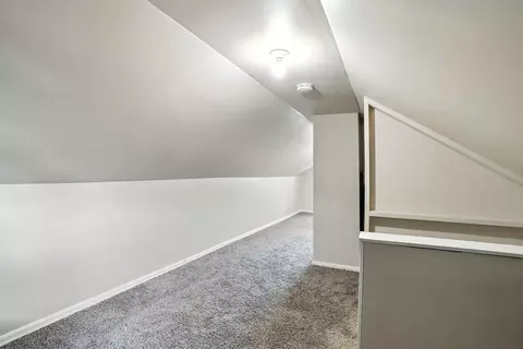 Entry Way - 2113 E Marshall Ave, Spokane, WA 99207 photo 3 of 3