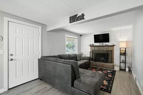 Living - 2113 E Marshall Ave, Spokane, WA 99207 photo 1 of 1