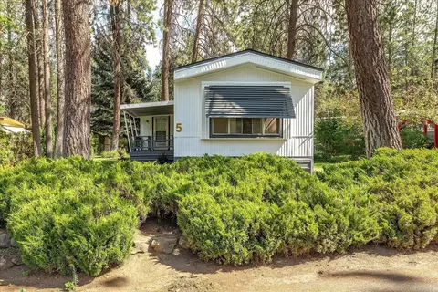 8900 S Mullen Hill Rd #5, Spokane, WA 99224