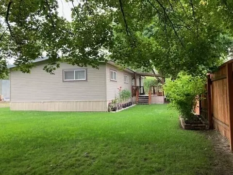 1190 W Old Kettle Rd # 5, Kettle Falls, WA 99141