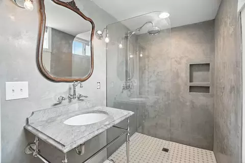 Bath - 310 E 13th Ave, Spokane, WA 99202 photo 6 of 6