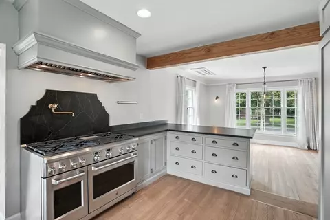 Kitchen - 310 E 13th Ave, Spokane, WA 99202 photo 4 of 4