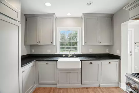 Kitchen - 310 E 13th Ave, Spokane, WA 99202 photo 2 of 4
