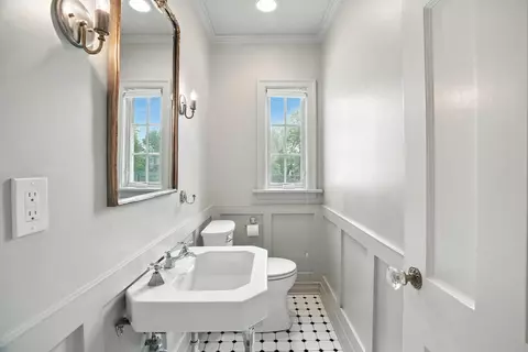 Bath - 310 E 13th Ave, Spokane, WA 99202 photo 1 of 6