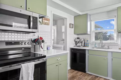 1518 E Sanson Ave, Spokane, WA 99207 photo 7