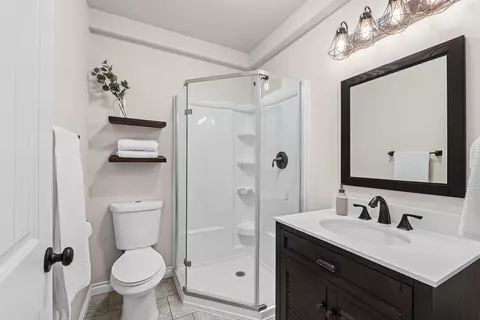 Bath - 2018 E 5th Ave, Spokane, WA 99202 photo 4 of 4