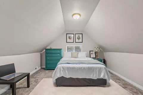 Bedroom - 2018 E 5th Ave, Spokane, WA 99202 photo 2 of 4