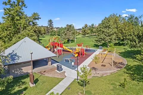 View/Area - 2018 E 5th Ave, Spokane, WA 99202 photo 2 of 3