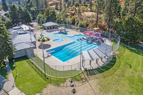 Exterior - 2018 E 5th Ave, Spokane, WA 99202 photo 12 of 13