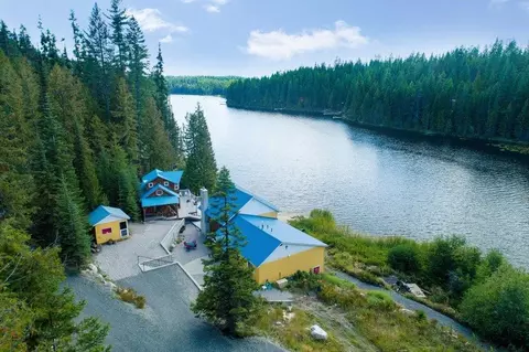 2083 Black Lake Rd, Colville, WA 99114