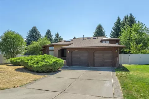 Exterior - 11910 E 33rd Ave, Spokane, WA 99206 photo 3 of 13