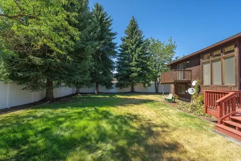 Exterior - 11910 E 33rd Ave, Spokane, WA 99206 photo 7 of 13