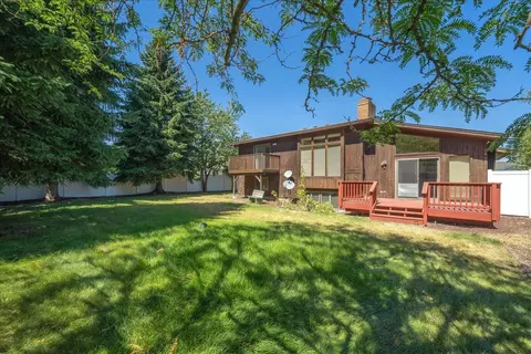 Exterior - 11910 E 33rd Ave, Spokane, WA 99206 photo 9 of 13