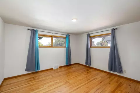 310 E Walton Ave, Spokane, WA 99207 photo 8
