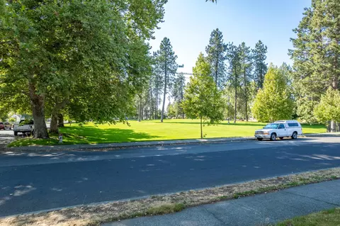 310 E Walton Ave, Spokane, WA 99207 photo 31