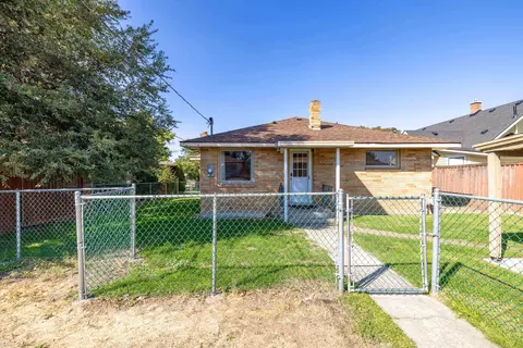 310 E Walton Ave, Spokane, WA 99207 photo 19