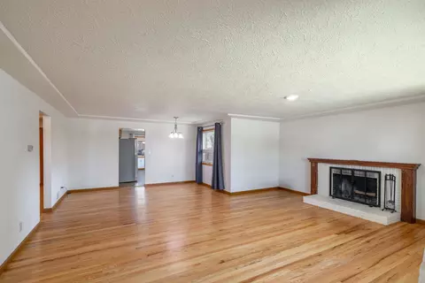 310 E Walton Ave, Spokane, WA 99207 photo 2