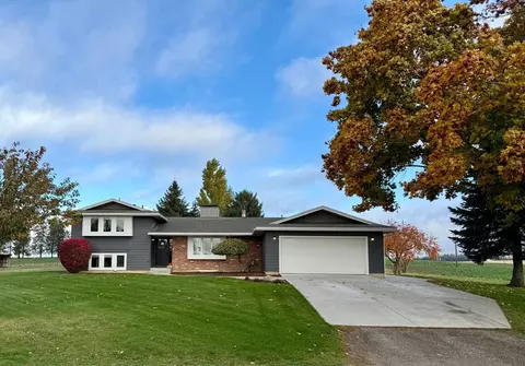 21 E Burk Rd, Colbert, WA 99005