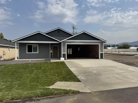 13 S Rivista Ln, Greenacres, WA 99016
