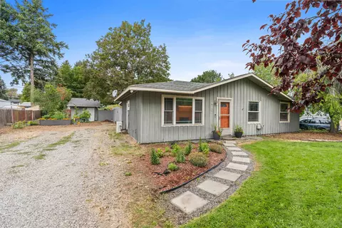 812 S Best Rd, Spokane Valley, WA 99037