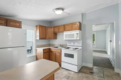 Kitchen - 2022 E Mallon Ave, Spokane, WA 99202 photo 1 of 2
