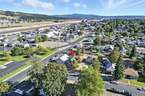 View/Area - 2934 E Joseph St, Spokane, WA 99207 photo 3 of 7