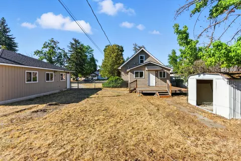 Exterior - 2934 E Joseph St, Spokane, WA 99207 photo 7 of 11
