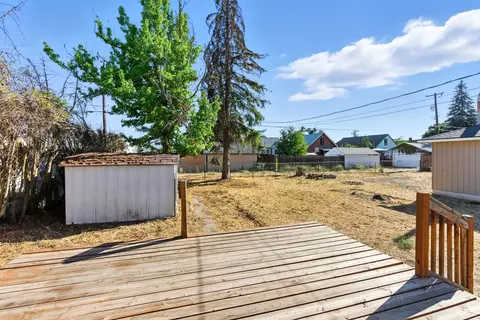 Exterior - 2934 E Joseph St, Spokane, WA 99207 photo 5 of 11