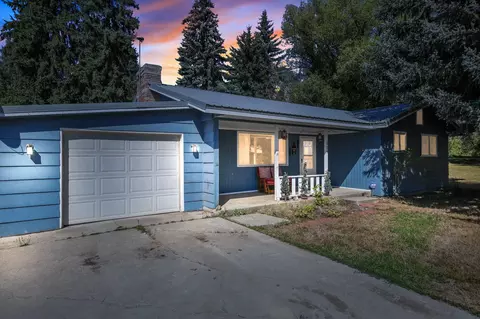 319 N Fea Ave, Newport, WA 99156