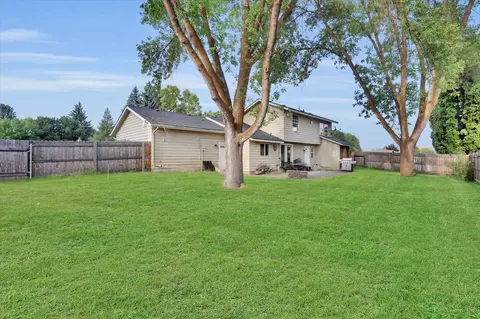 Exterior - 2202 E 50th Ave, Spokane, WA 99223 photo 6 of 9