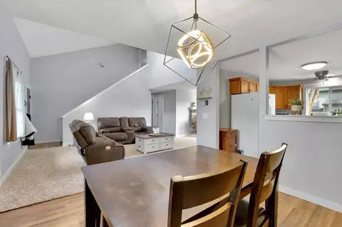 Dining - 2202 E 50th Ave, Spokane, WA 99223 photo 2 of 2
