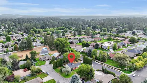 View/Area - 2202 E 50th Ave, Spokane, WA 99223 photo 9 of 10