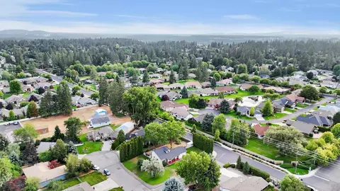 View/Area - 2202 E 50th Ave, Spokane, WA 99223 photo 6 of 10
